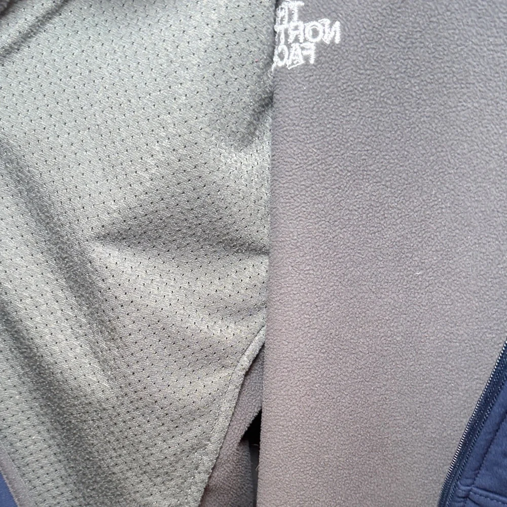 The North Face APEX Men's windbreaker Jacket dark blue